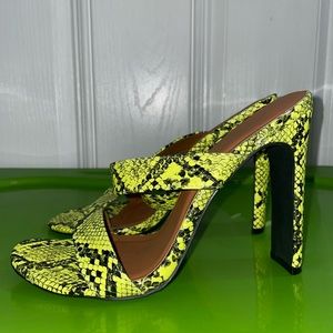 X2B Neon Green/Black Snakeskin Heel